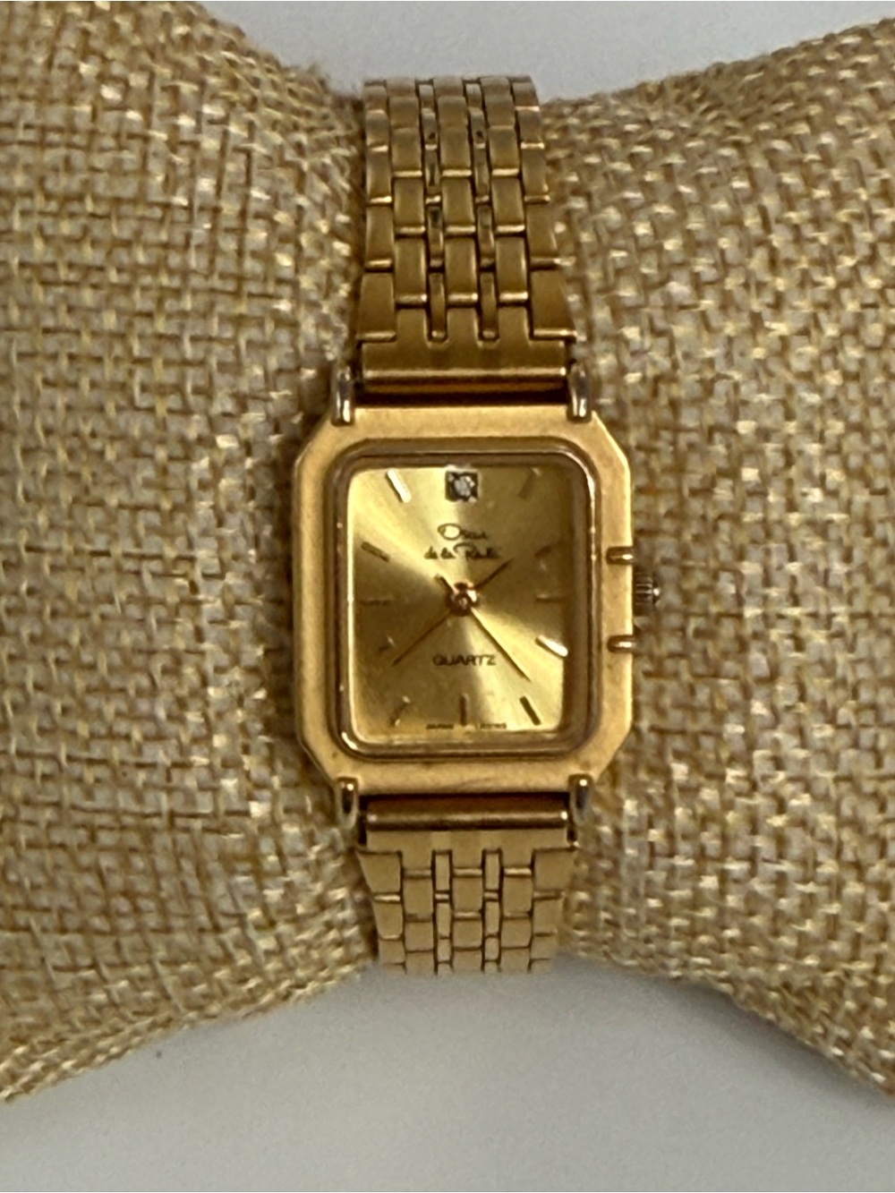 Oscar de la Renta Gold Tone Women's Bracelet Watch